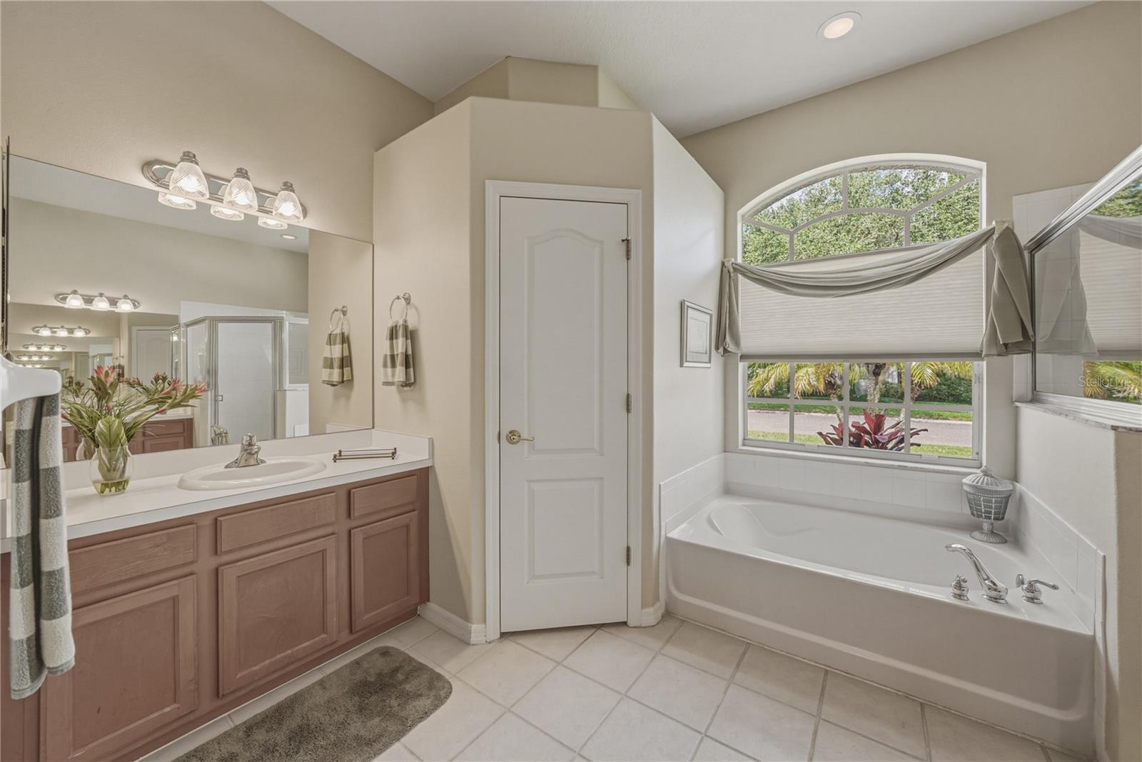 Ensuite - Double Vanity, soaking tub, water closet, walk-in shower