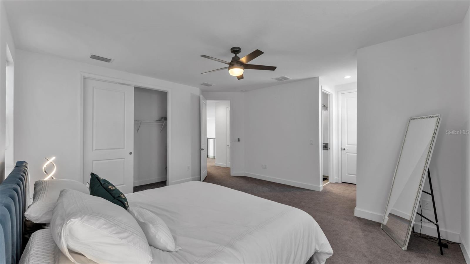 3rd bedroom with ensuite (located upstairs)