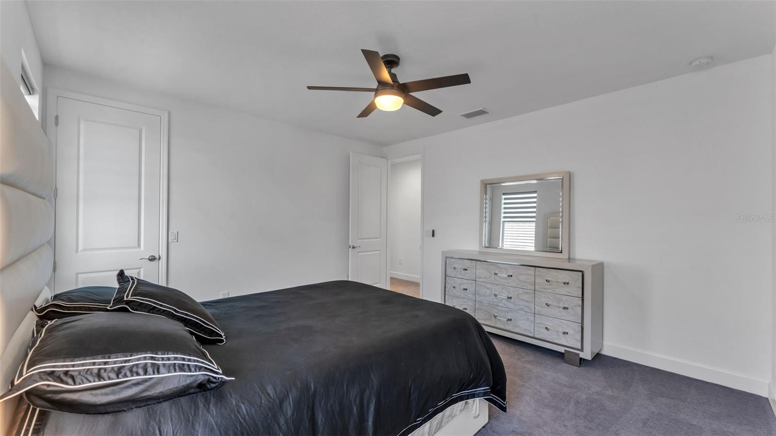 bedroom 4 (upstairs)