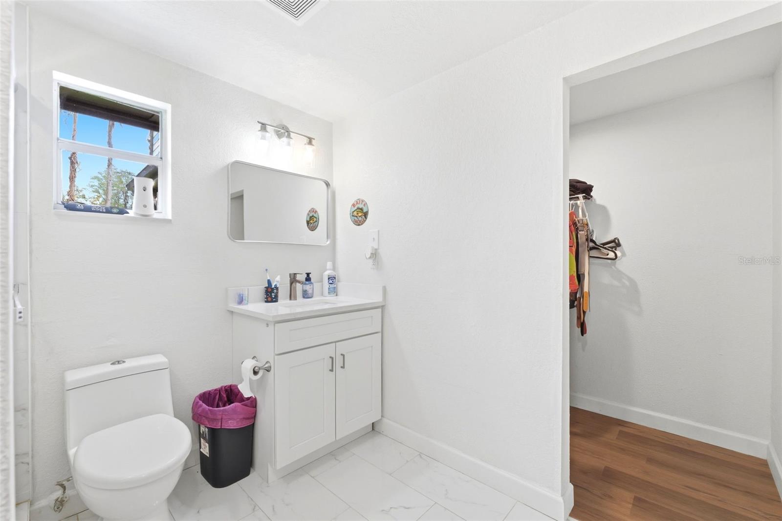 1st Floor Primary En-Suite Bathroom and Closet