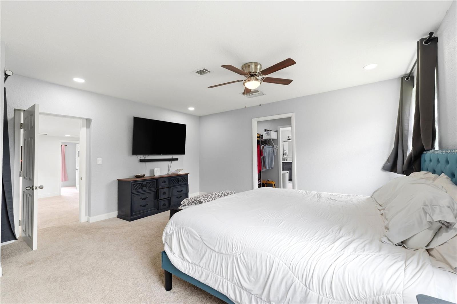 2nd Floor Primary Bedroom