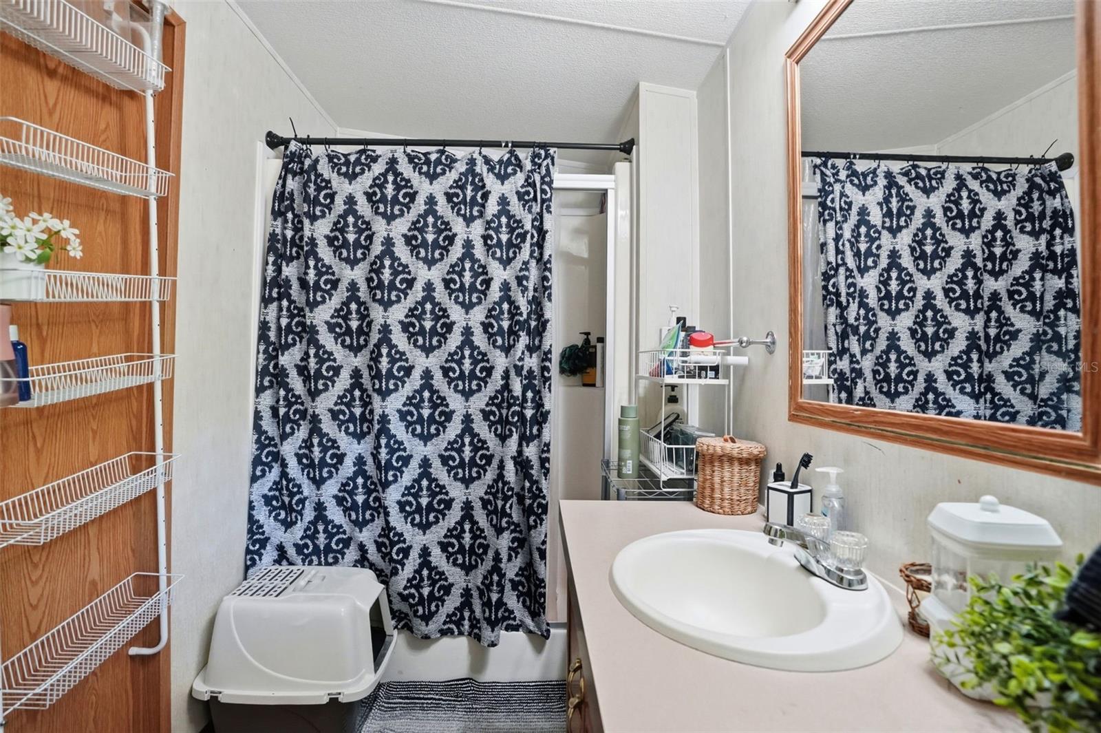 Primary Bathroom for Bedroom off of Dining Room/Living Room in Dining Room in 2/2 Manufactured Home Built in 2006