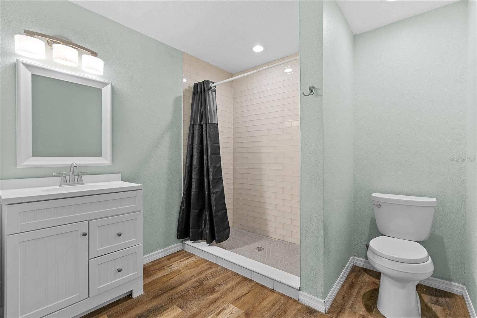 Guest House Bathroom