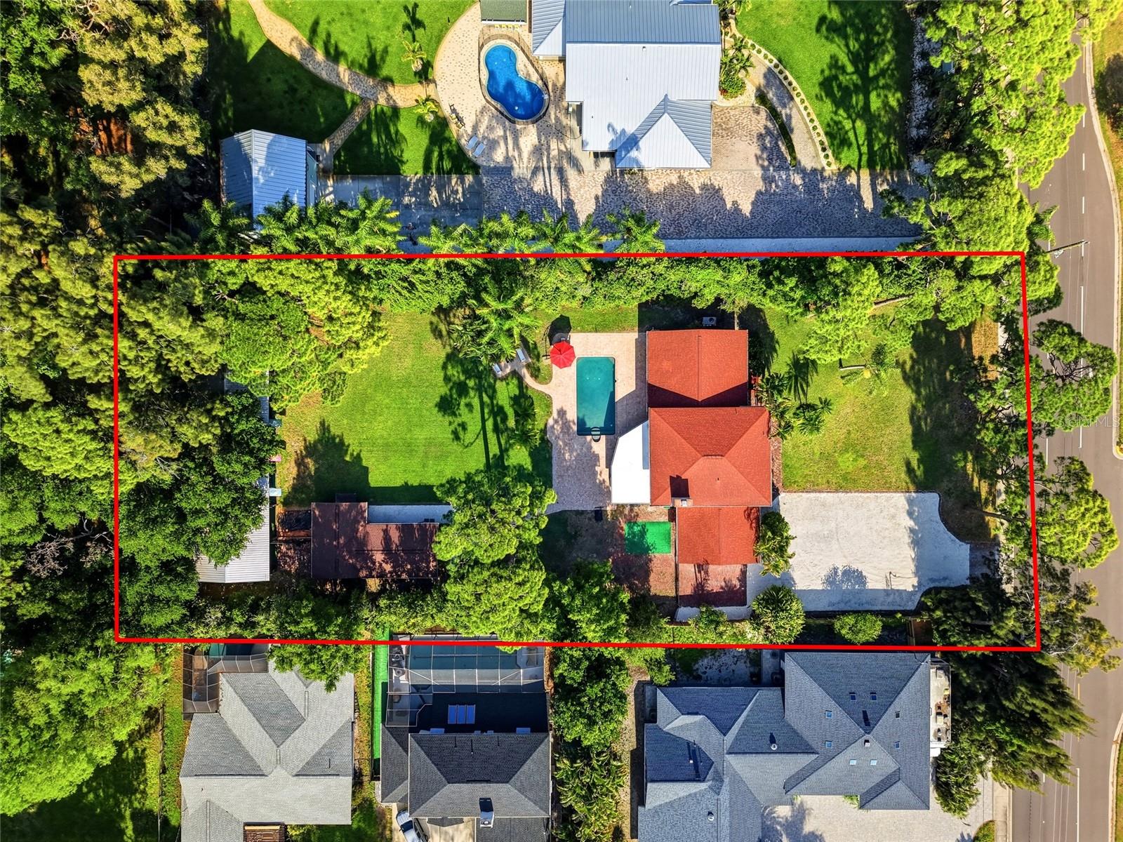 Do no miss your opportunity to own this RARE property in Pinellas county, minutes from the Beach