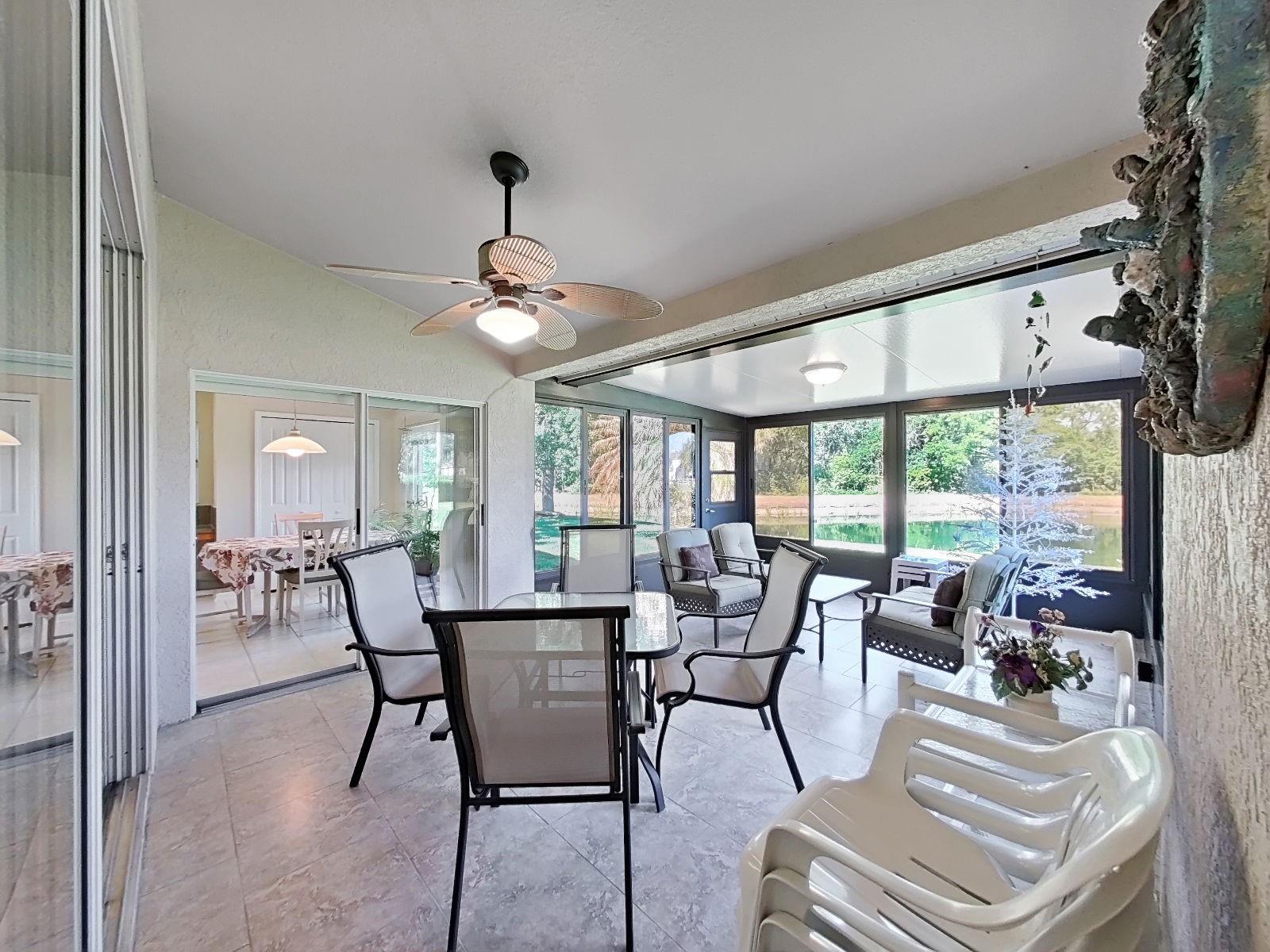 Extra Entertaining Room