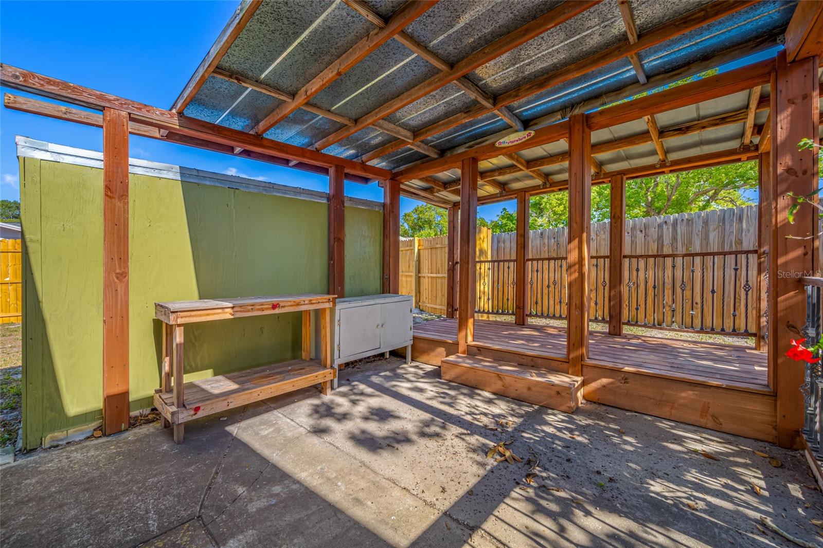 10400 Alice M Court Port Richey FL 34668 - Covered Lanai
