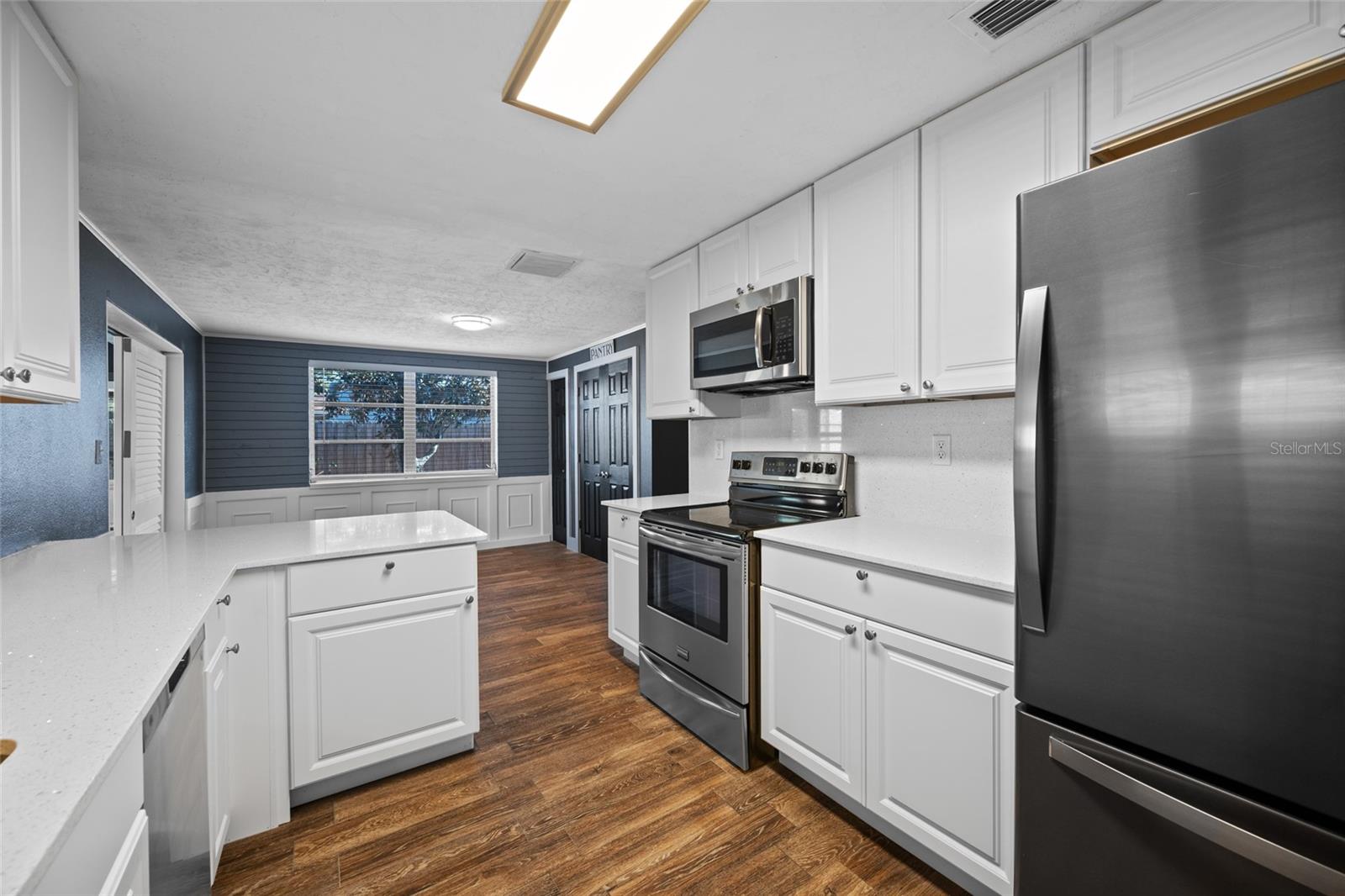 10400 Alice M Court Port Richey FL 34668 - Kitchen Area