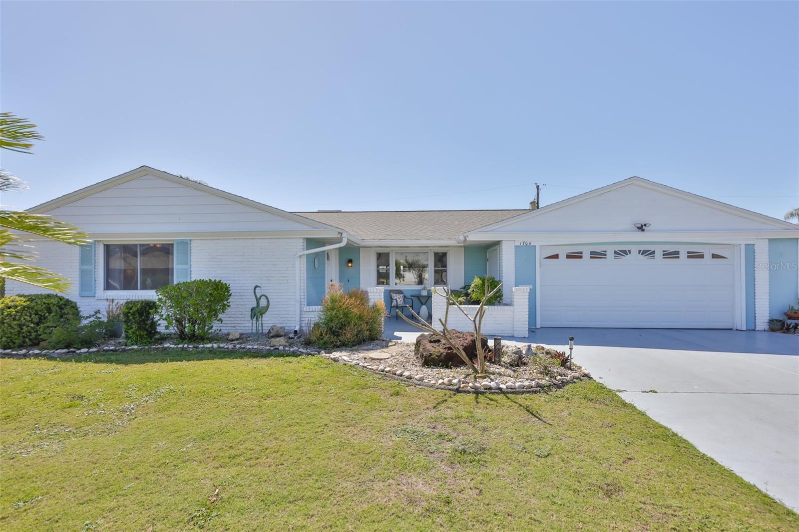 Exterior Front, 2-Tone Exterior Color Scheme-Pleasant Beachy Vibe