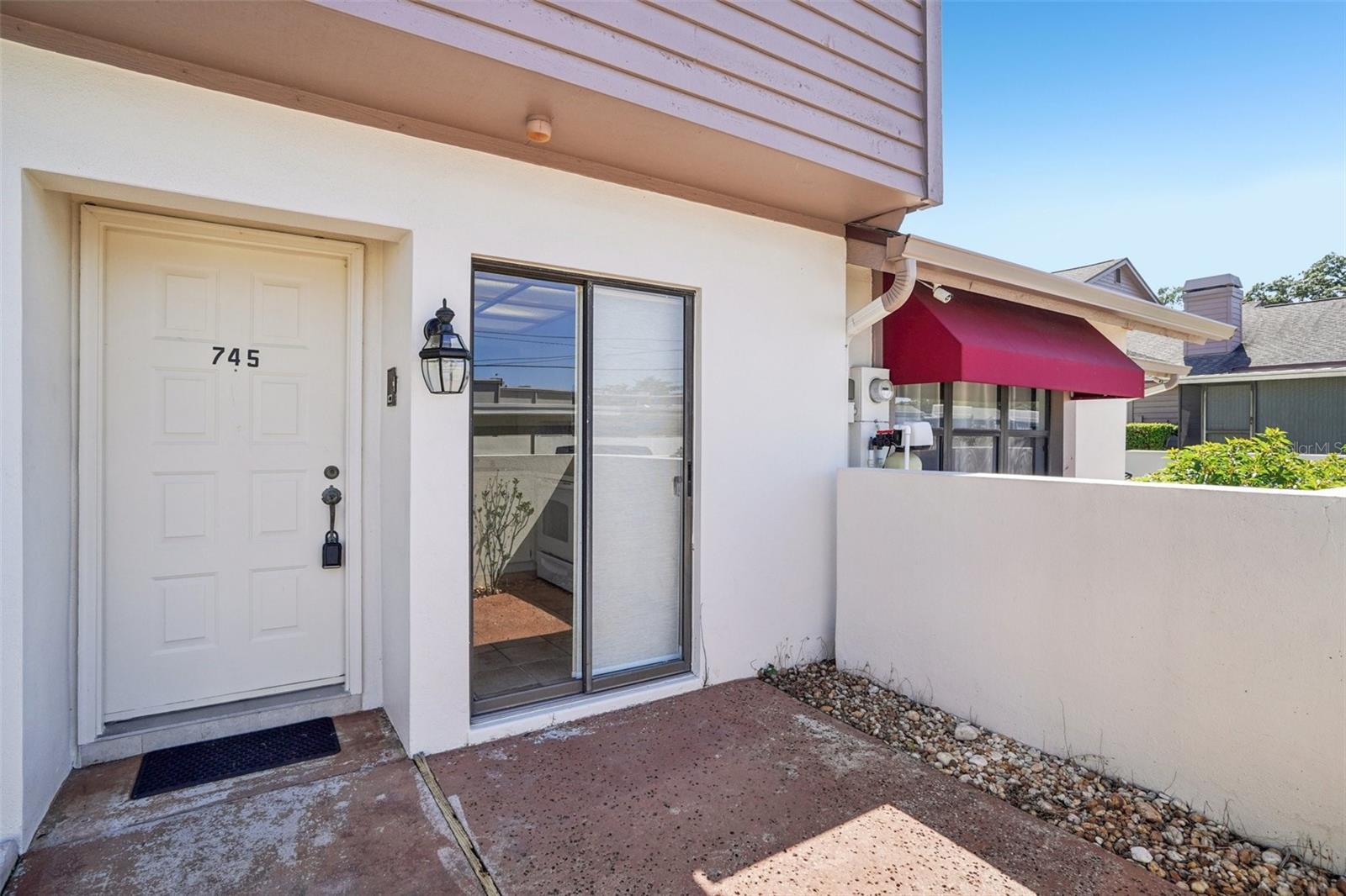 SPACIOUS FRONT COURT YARD FOR YOUR FAMILY GATHERINGS