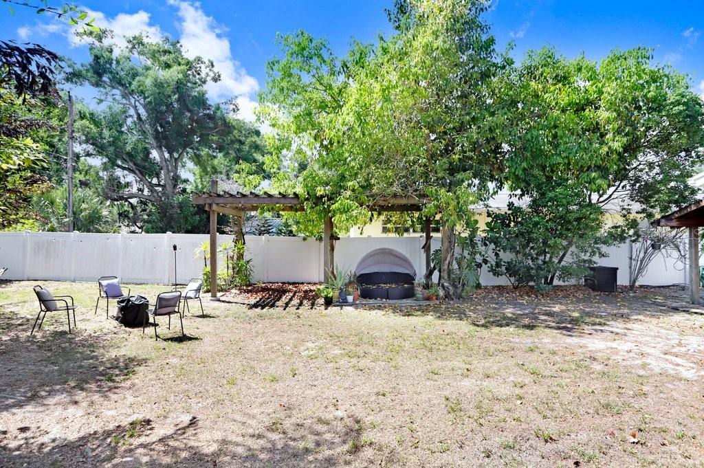 TB8498467