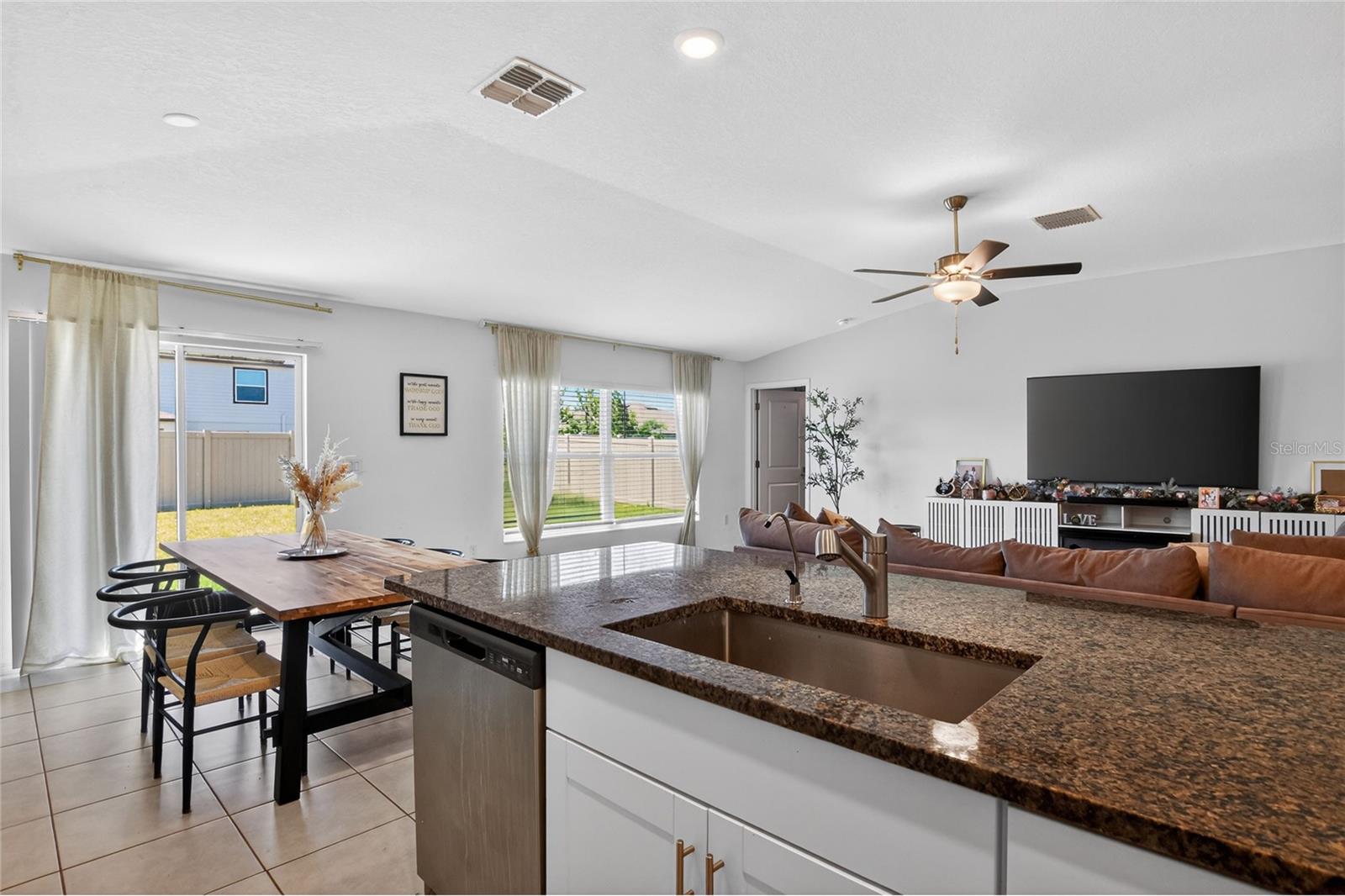 plenty of guests to fit.