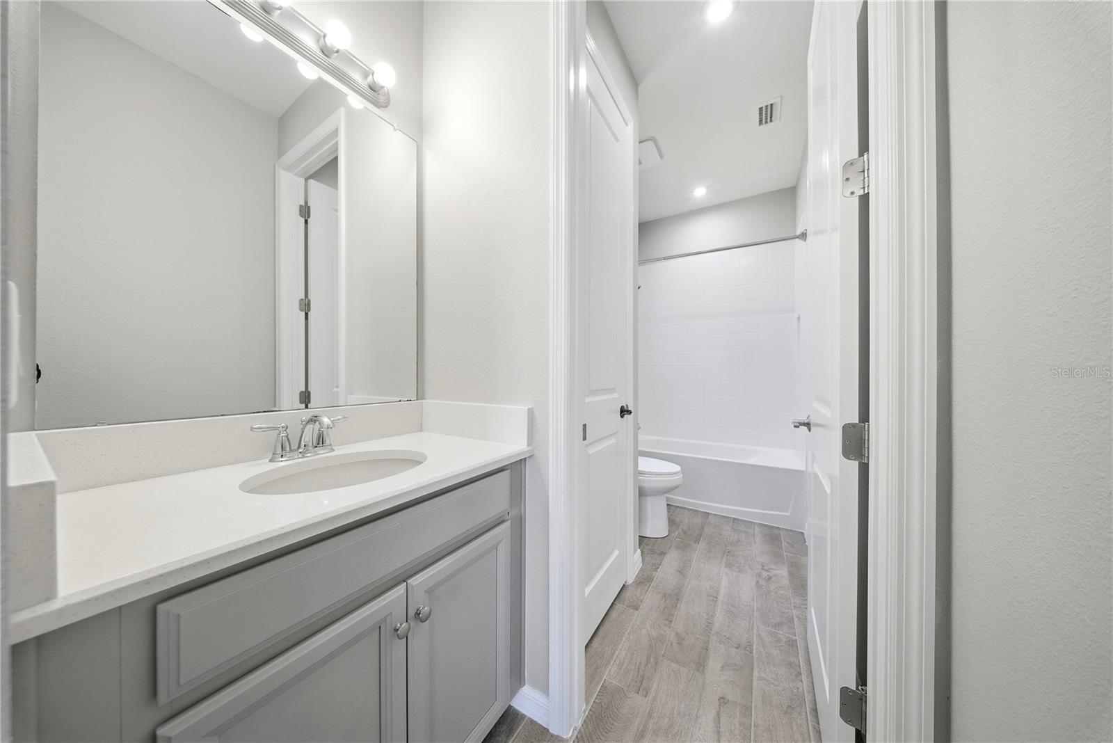 JACK AND JILL BATH SPLIT BETWEEN BEDROOMS #2 & #3