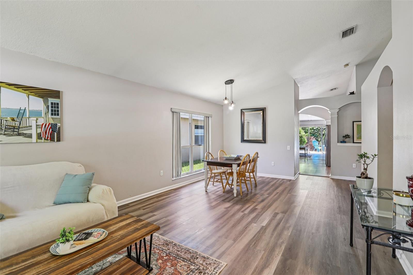 Living room/dining room combo