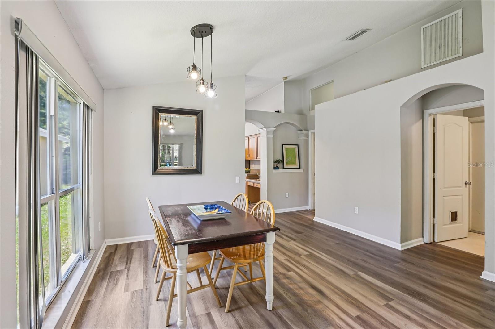 Living room/dining room combo