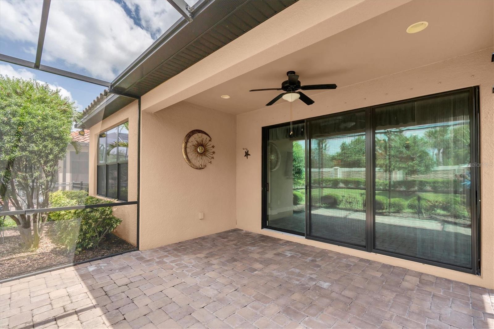 Covered and screened-in Lanai