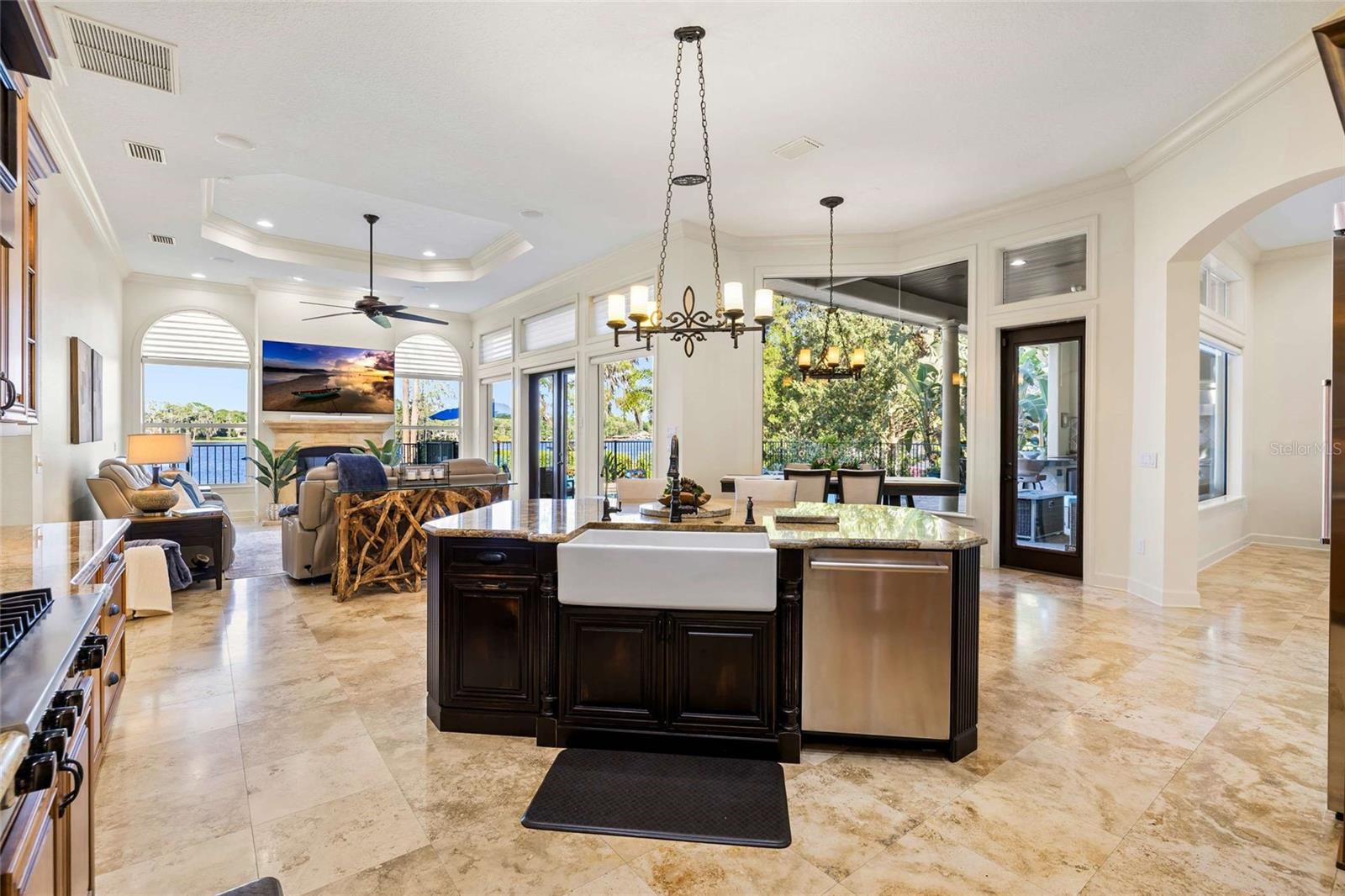 Kitchen with Farmhouse Sink