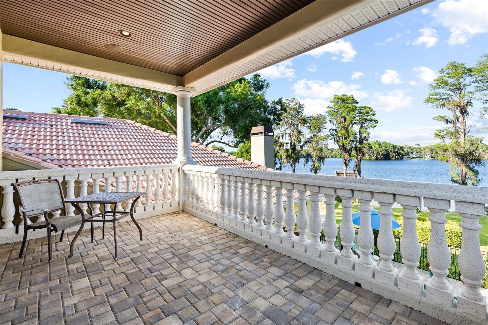 Upstairs Balcony Overlooking the Lanai