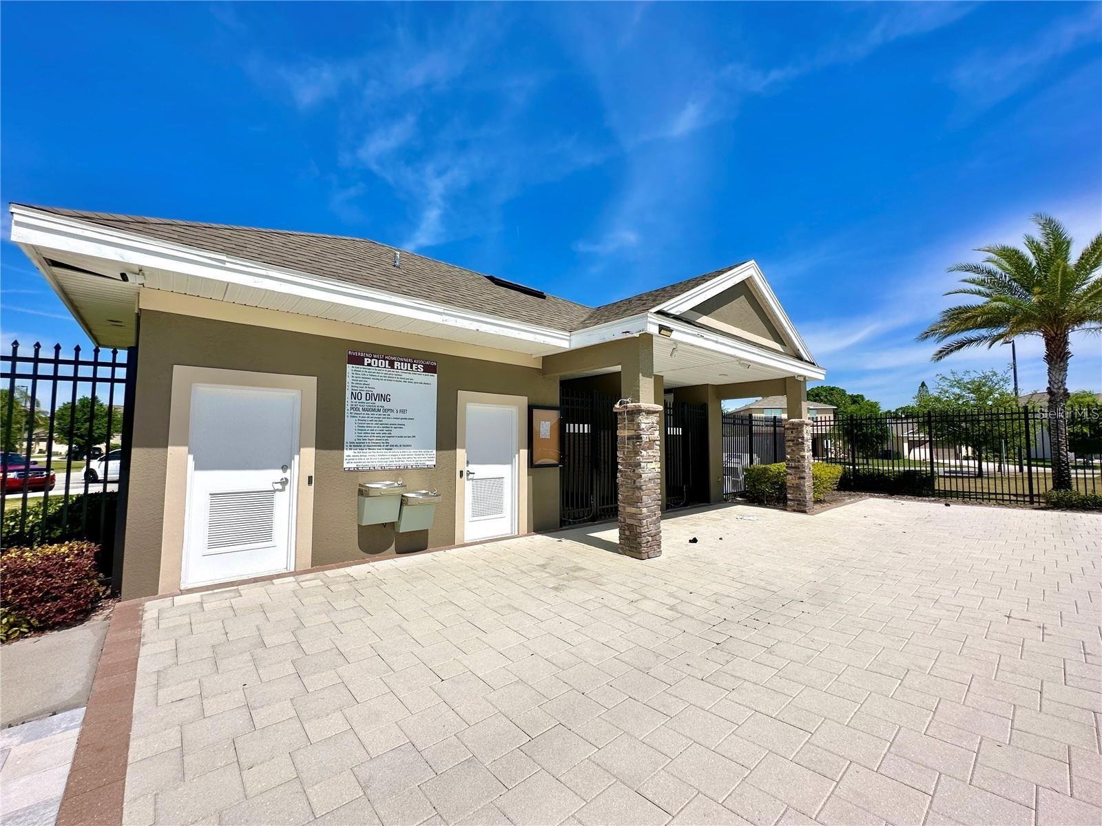 Cabana Bathrooms @ Pool