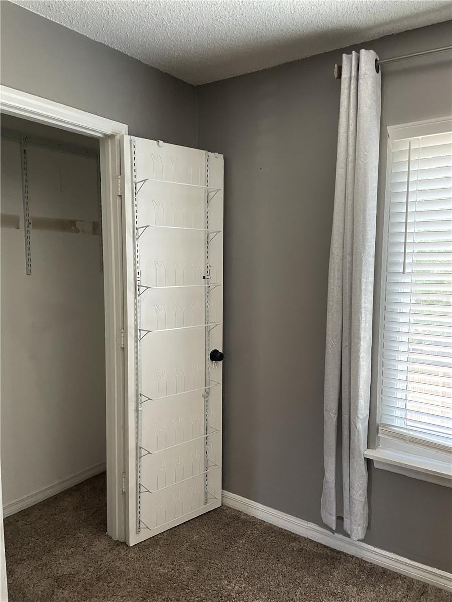 2302 Maki Rd Primary Bedroom