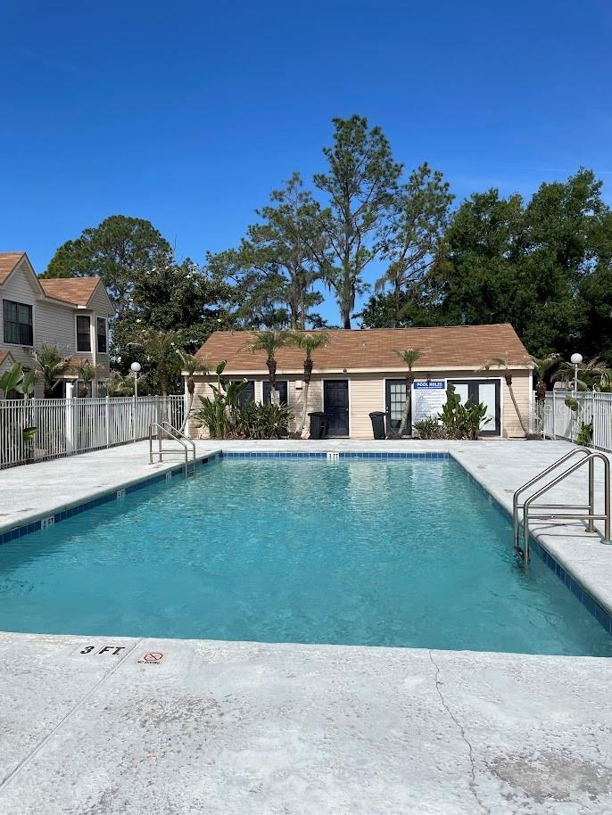 2302 Maki Rd unit #40 Community Pool