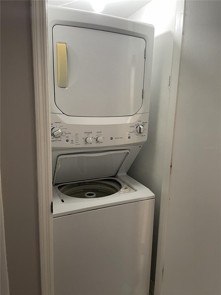 2302 Maki Rd Washer and Dryer Closet