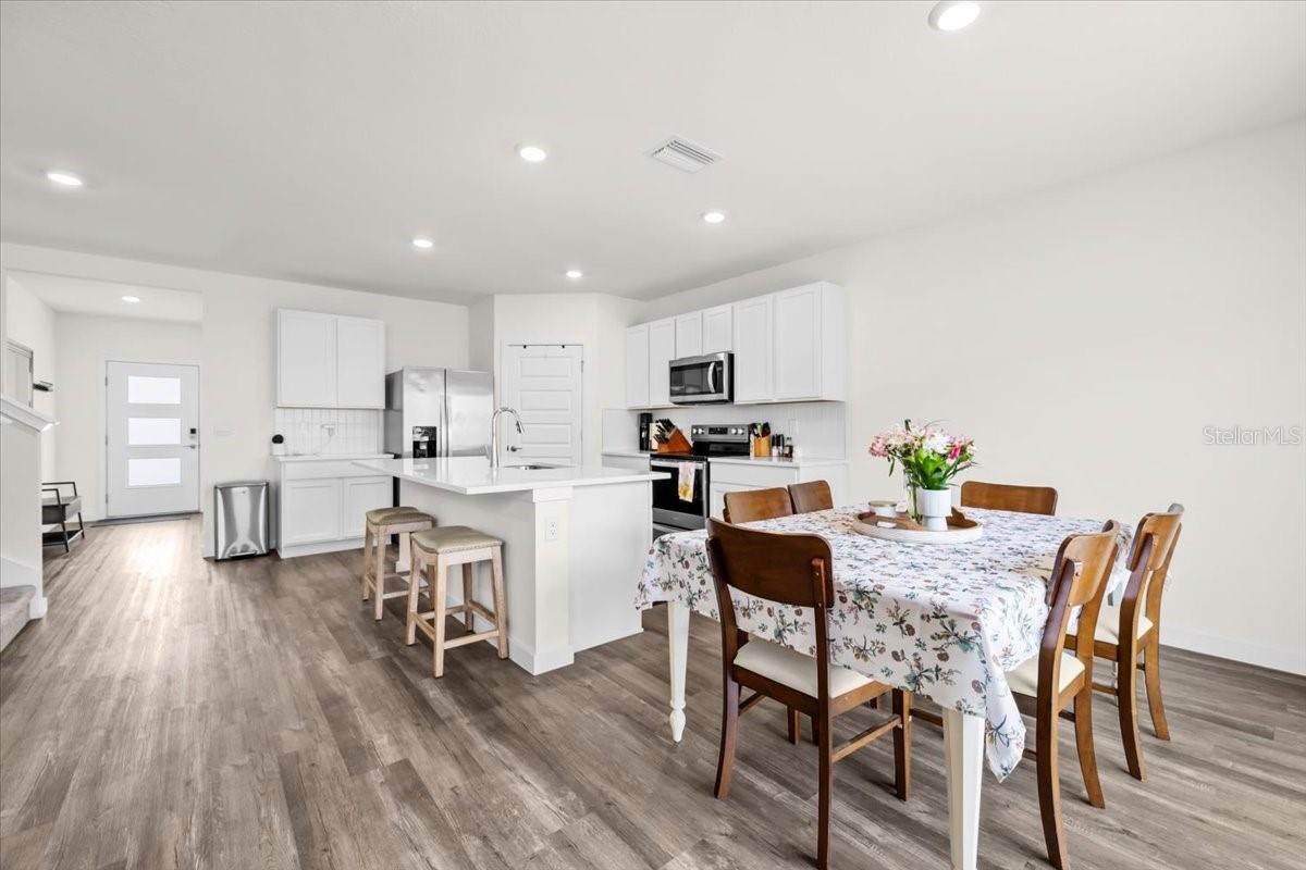 Dinning Room/Kitchen