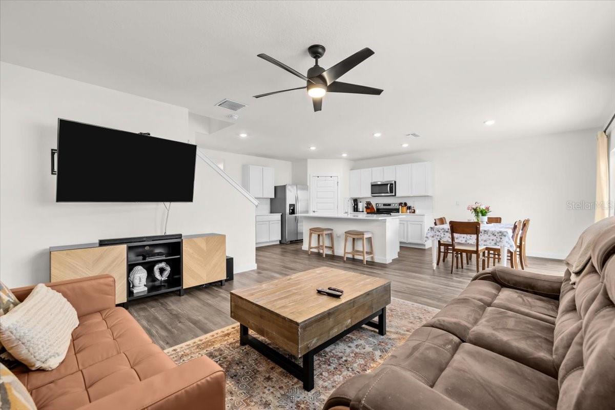 Living Room & Kitchen