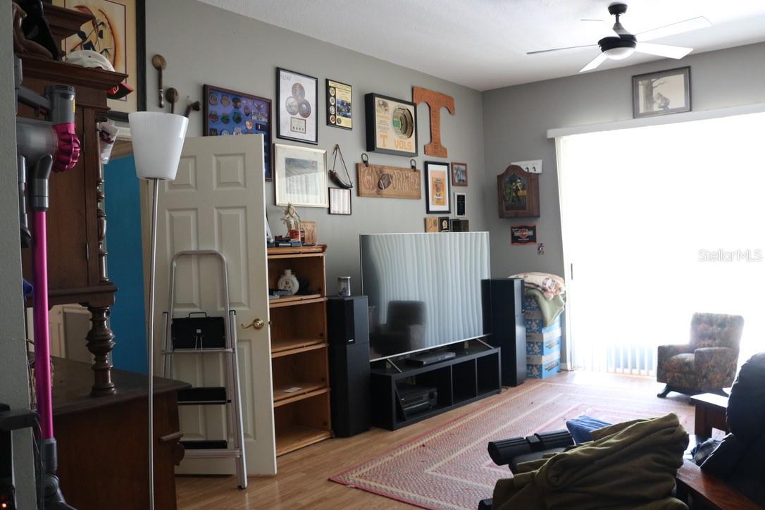 Bonus Room with Sliders