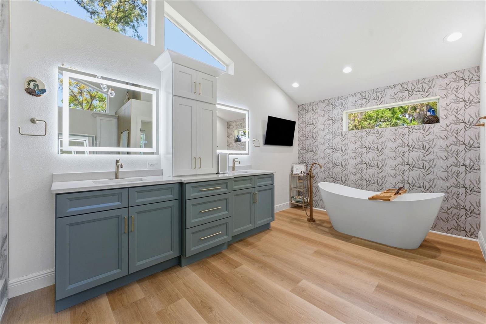 Master Bathroom with Dual Vanity
