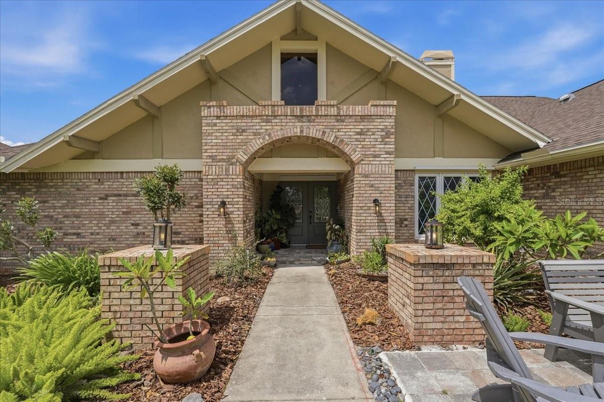 RANCH STYLE FAMILY HOME!