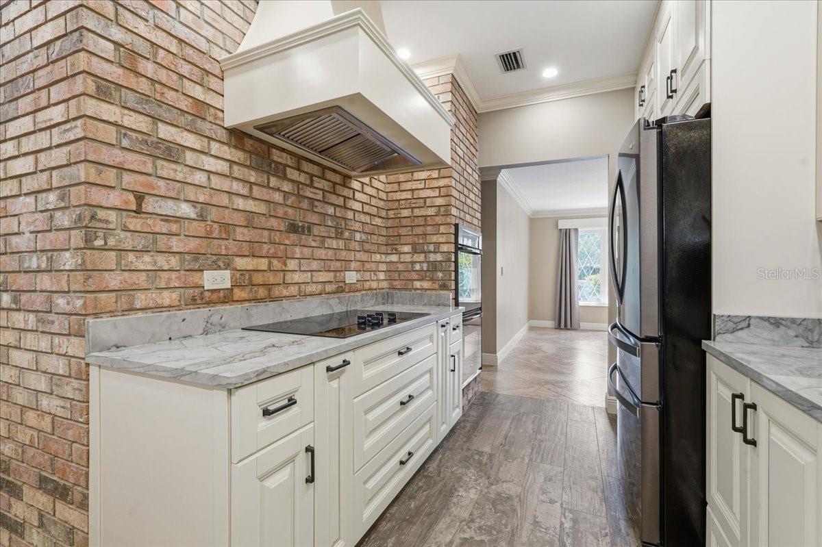 INTERIOR DESIGNERS DREAM KITCHEN!