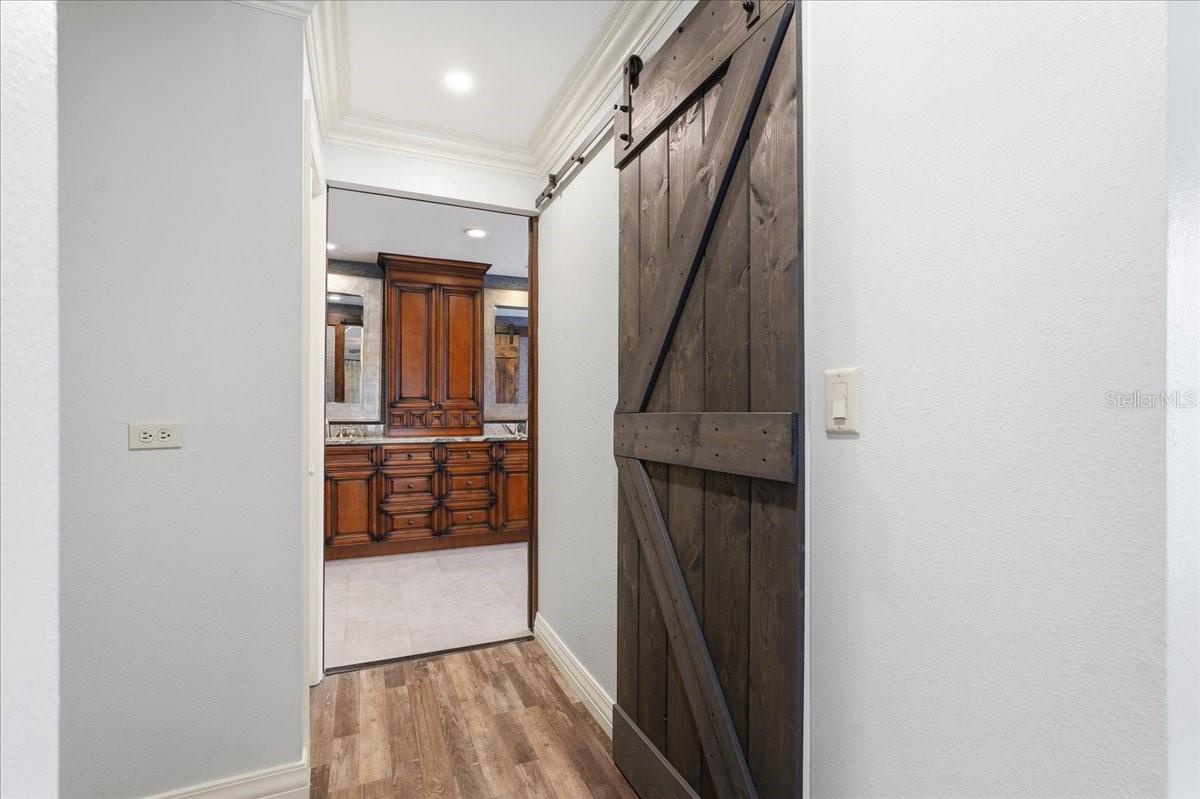 SLIDING BARN DOOR FOR THE WALK IN CLOSET!
