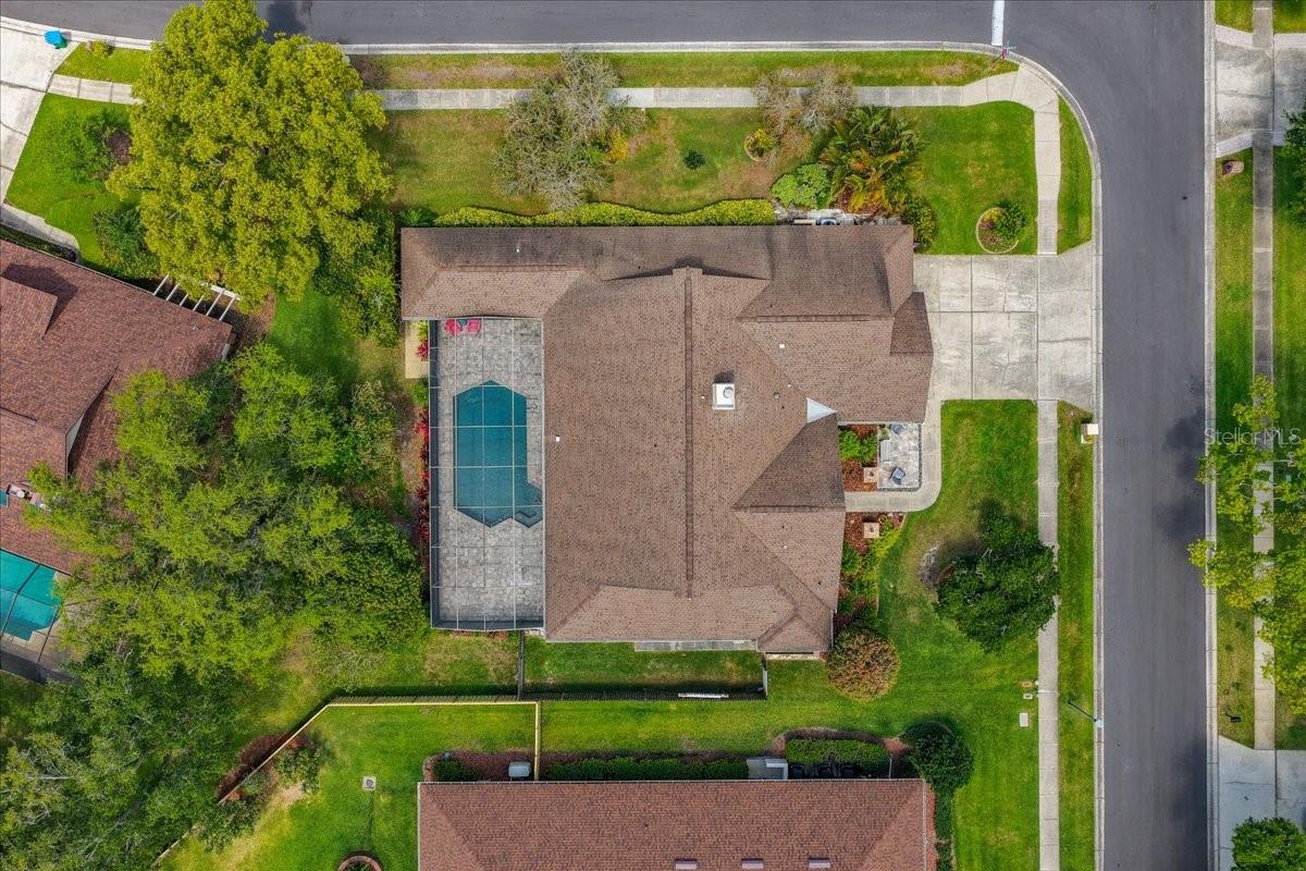 BEAUTIFULLY MAINTAINED HOME!