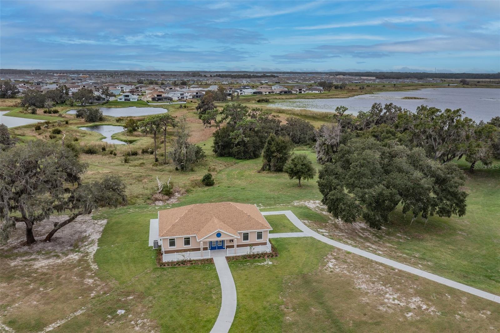 EAGLES NEST PARK & CLUBHOUSE