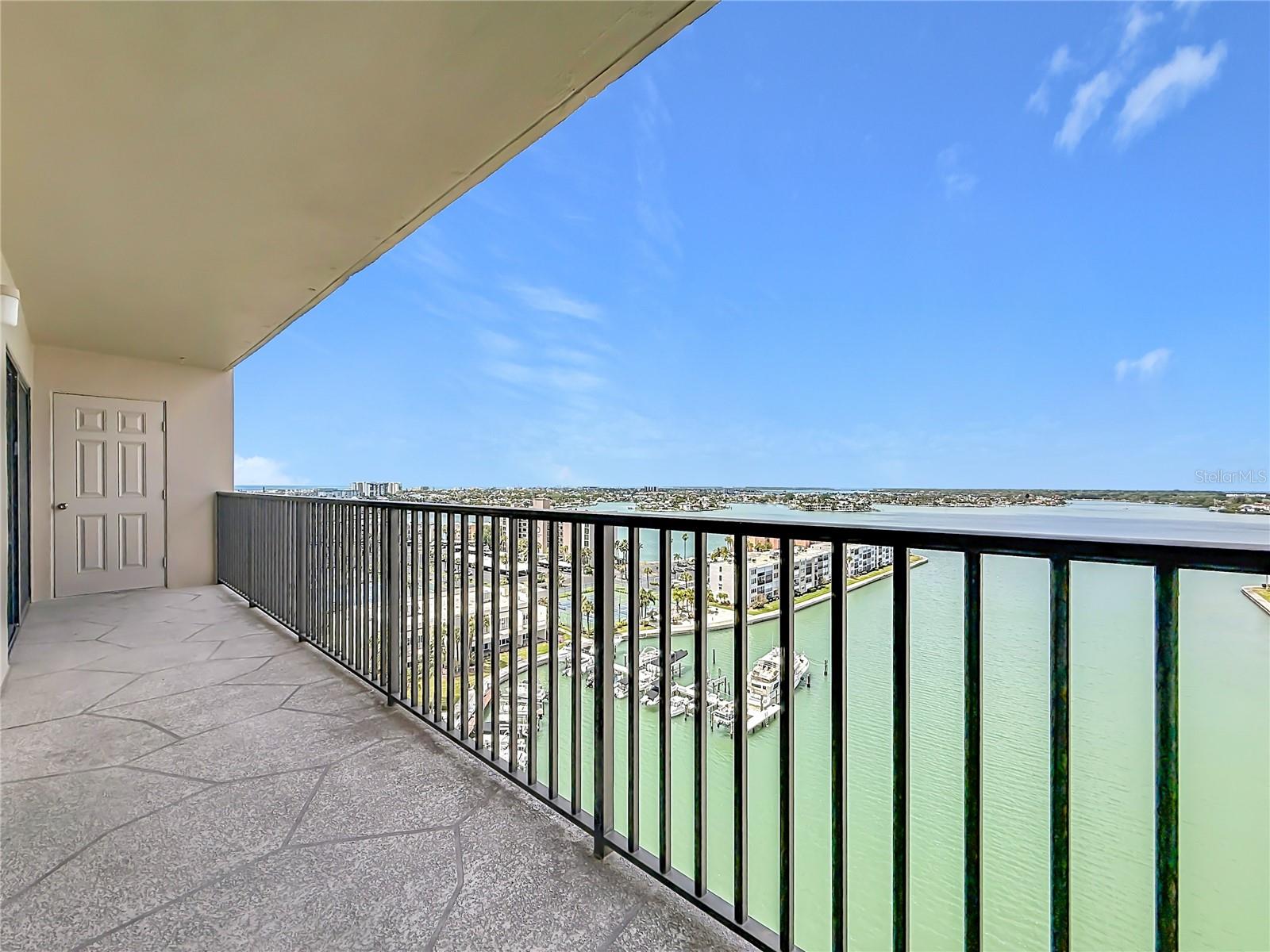 The balocny is nice and big and has a nice storage closest