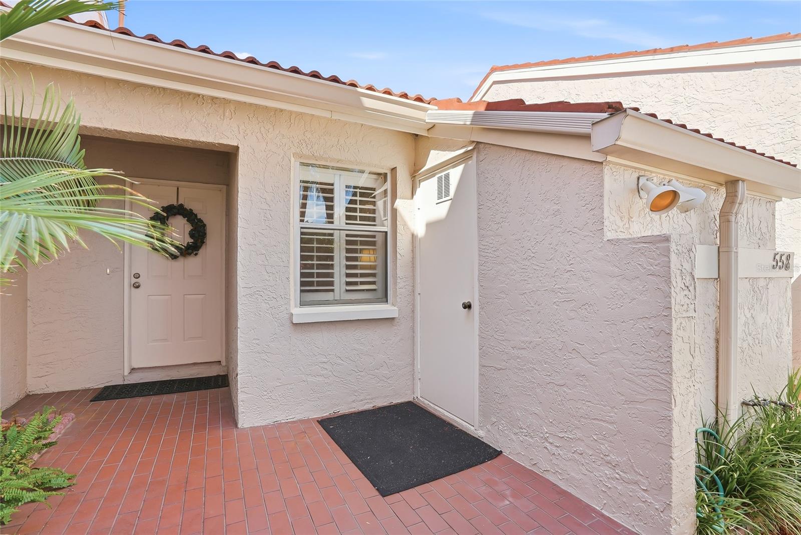 Front private courtyard