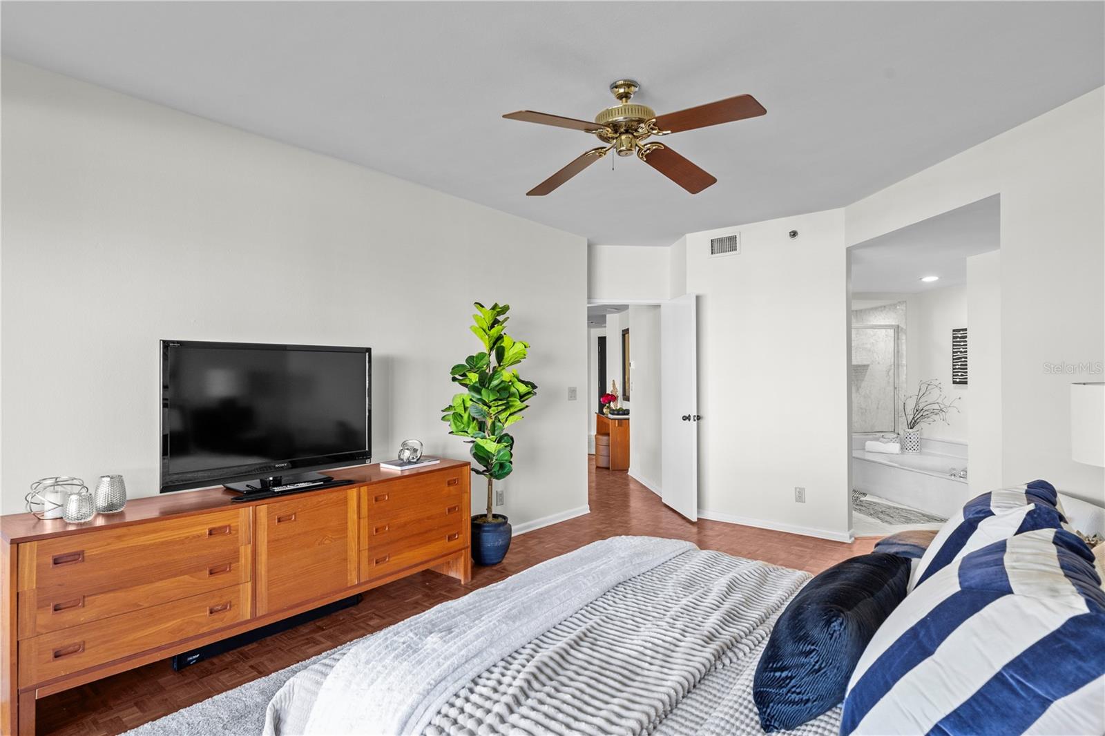 Generously sized primary bedroom