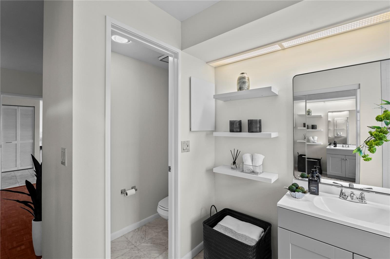 New vanity in 2nd full bathroom