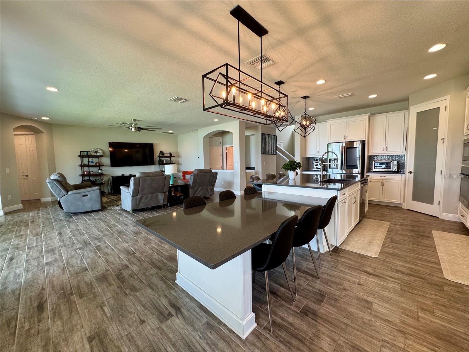 Kitchen with built in table