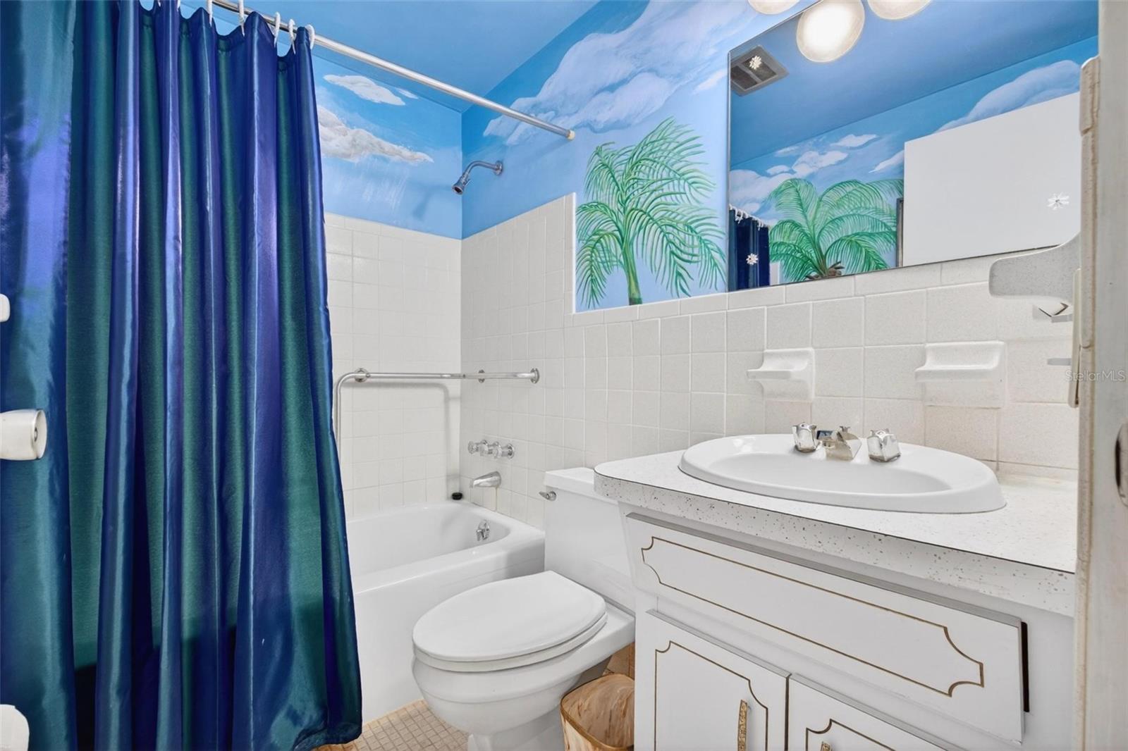En'Suite Bathroom - Coastal Hand Painted Mural