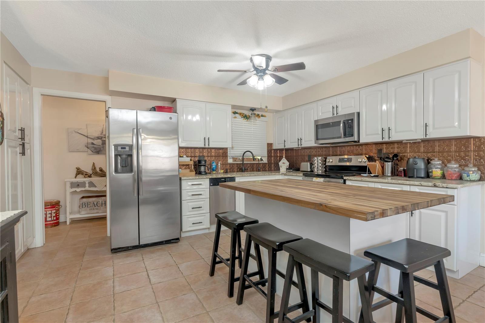 Stainless steel appliances, lots of cabinet space.
