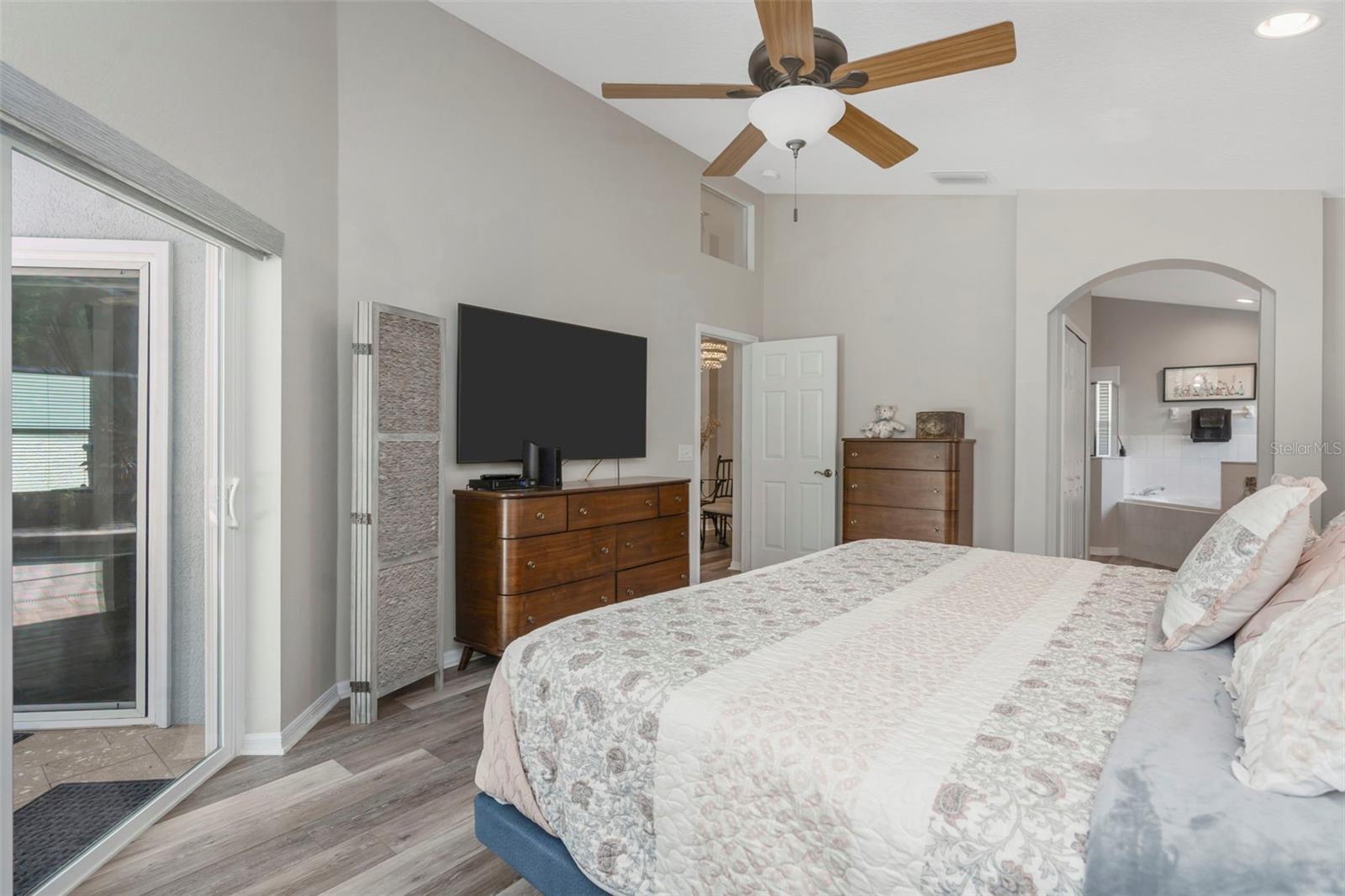 Primary Suite (Bedroom #3)