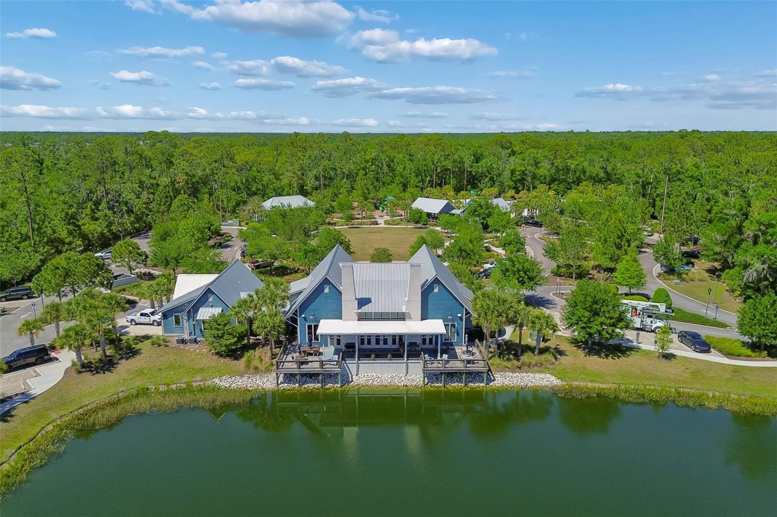 Clubhouse - walking distance from home