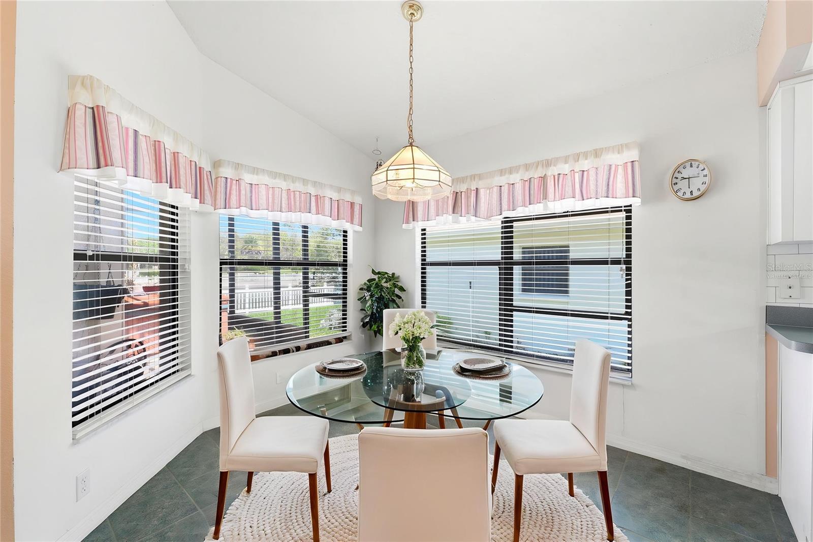 Breakfast Nook (Virtually Staged)