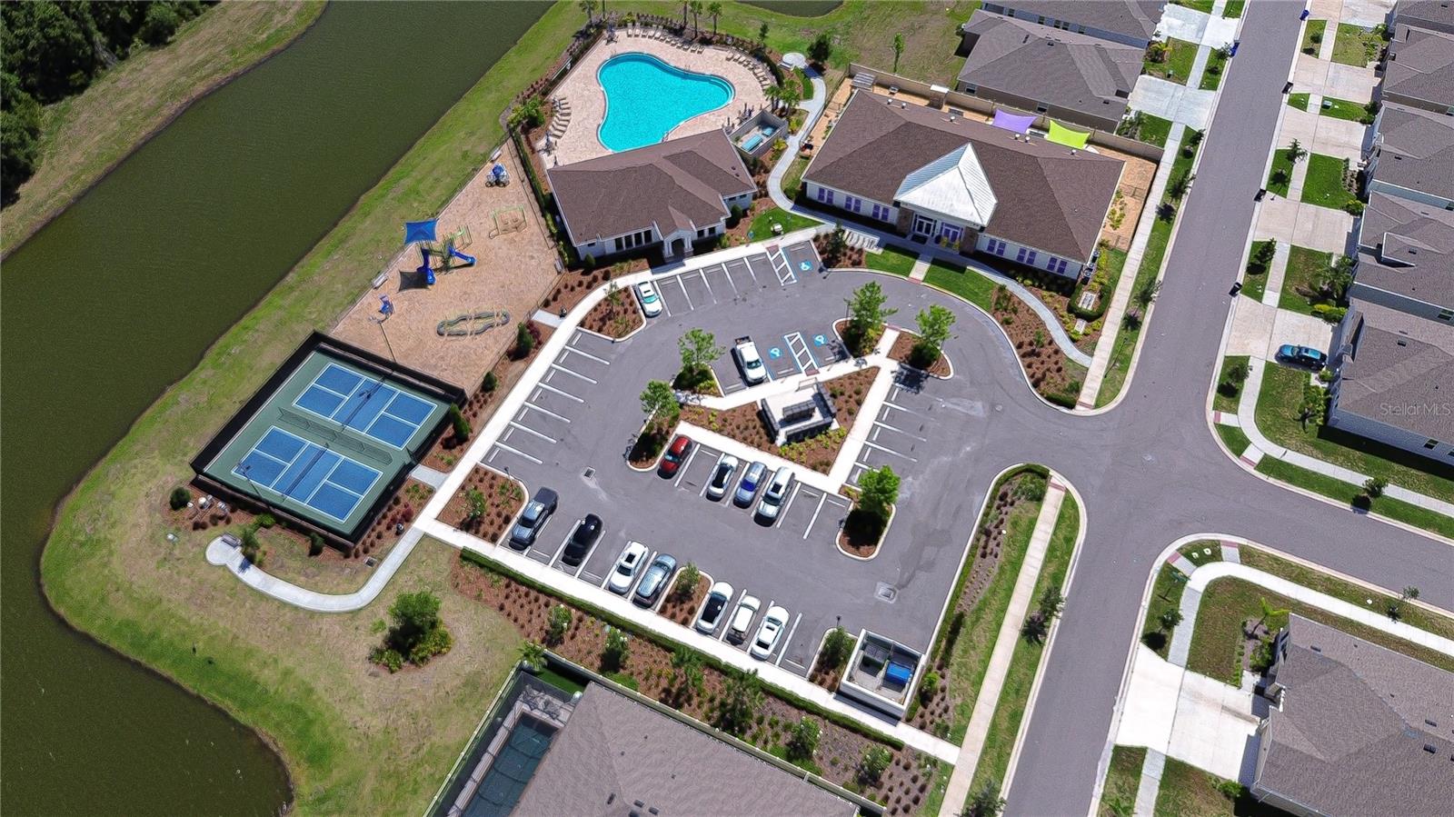 Located in the desirable Cedarbrook community