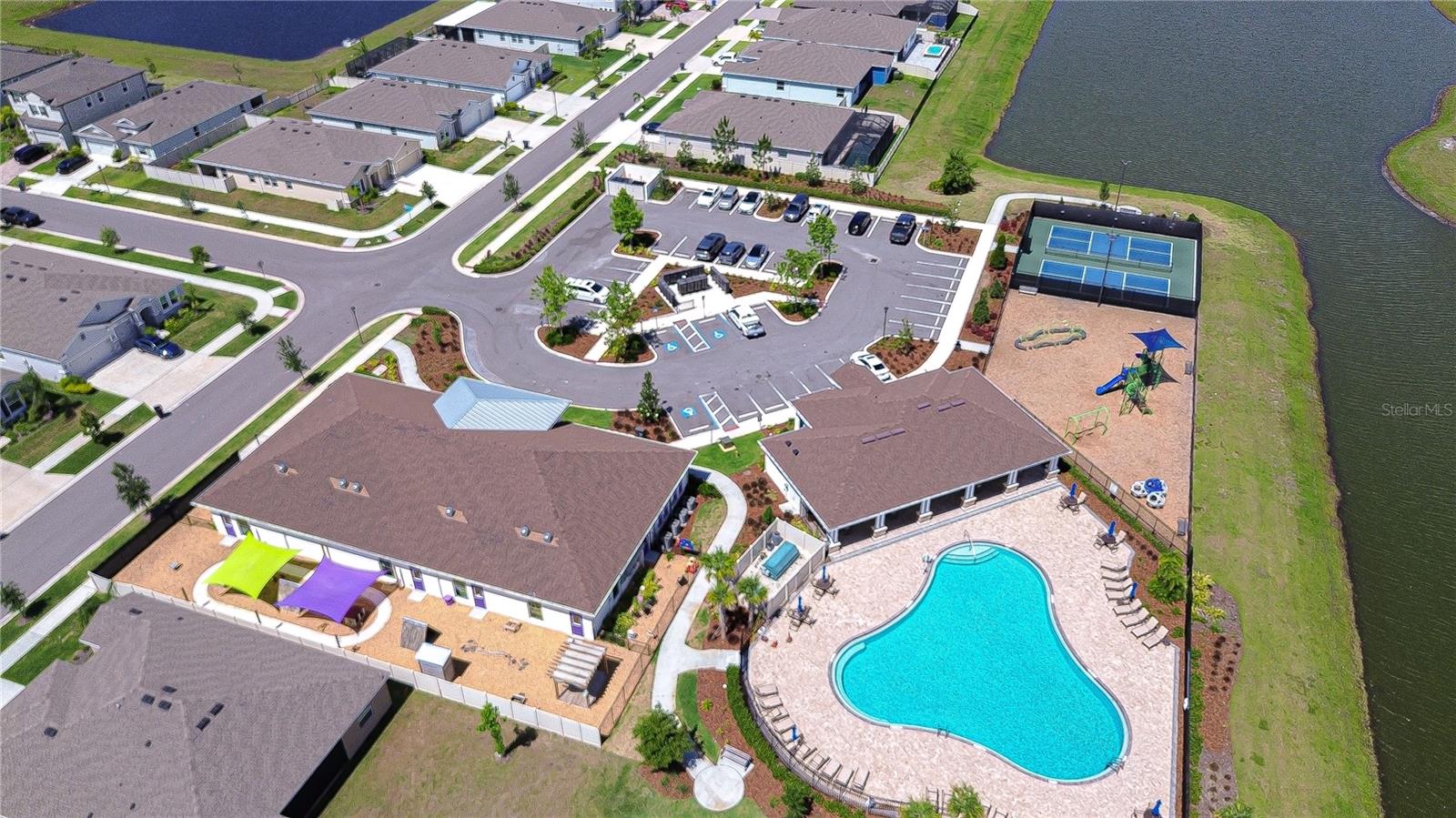Resort-style features in Cedarbrook (pool, playground, sports courts)
