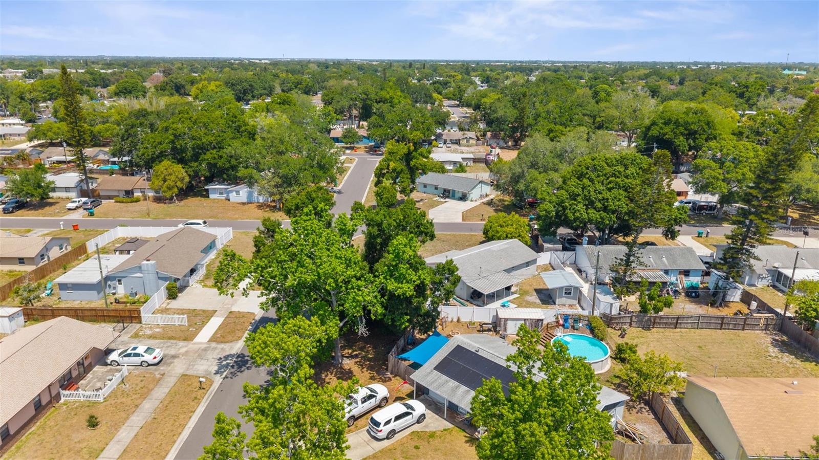 Close to shopping, dining and entertainment - you don't want to miss this one!