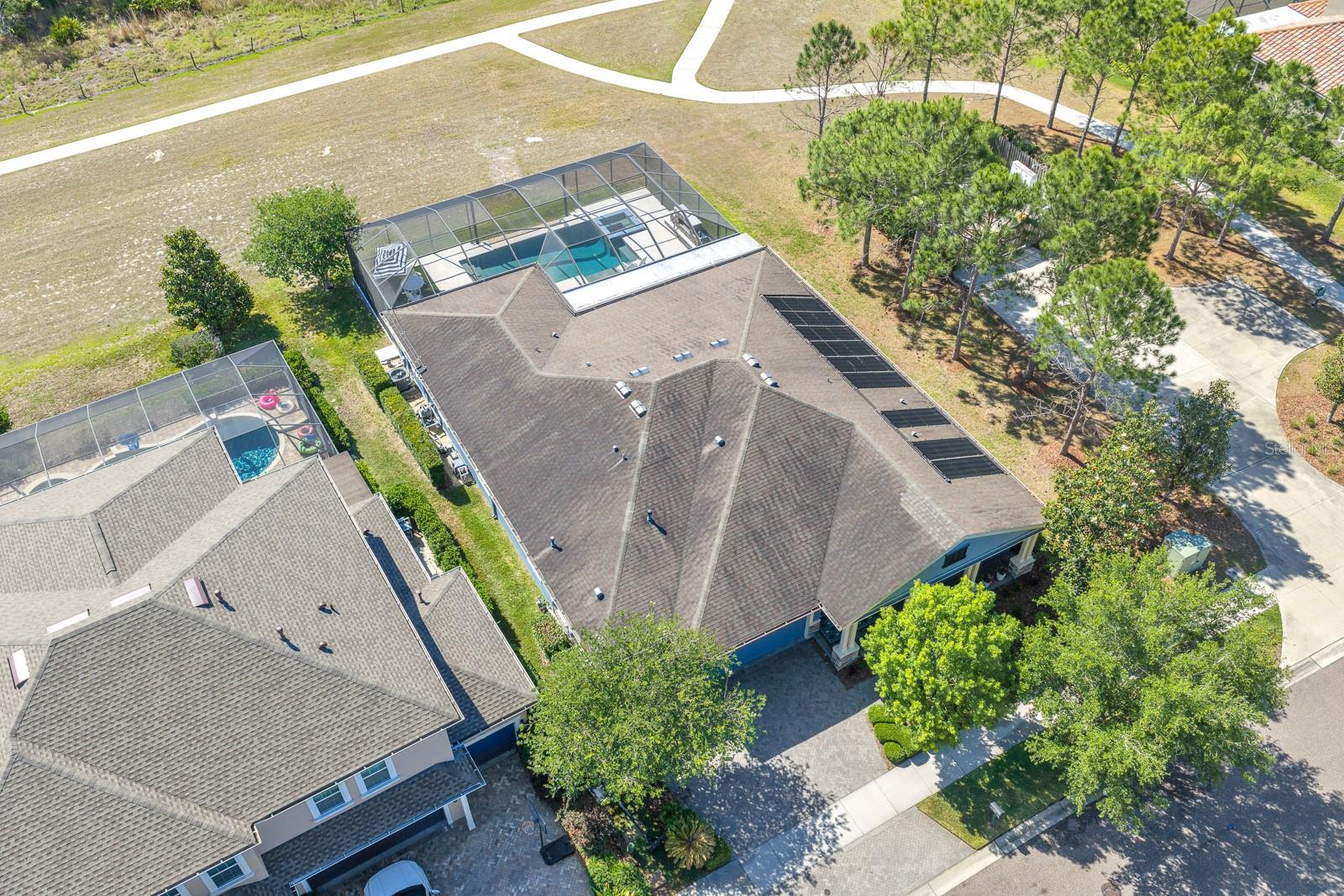 TB8499683