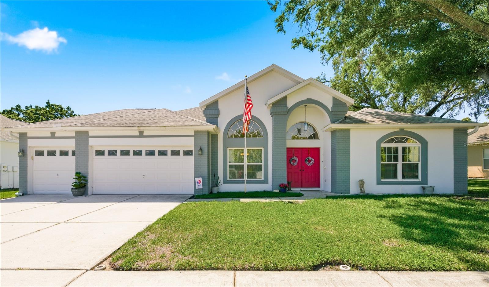 Looking for New Owners! 4 Bedroom / POOL / 3 Garage