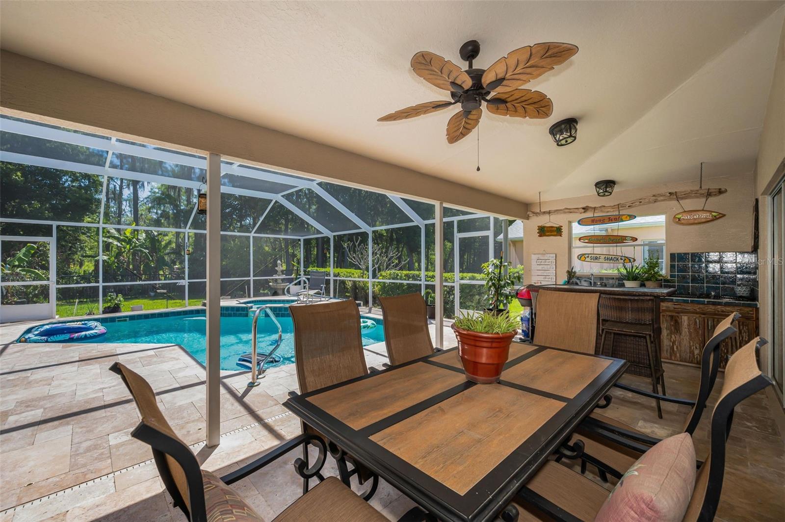 Travertine Deck - Solar heated Pool & Spa